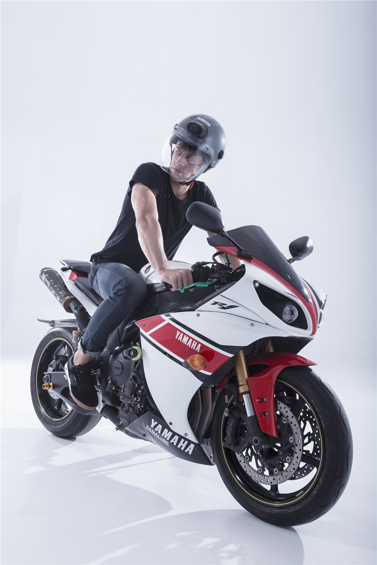 Airwheel_C6_smart_motorcycle_helmet