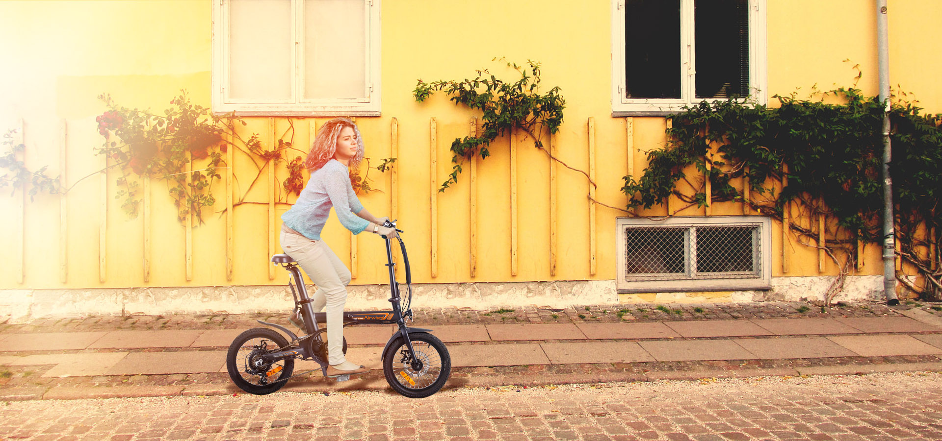Airwheel R5 electric moped bicycle