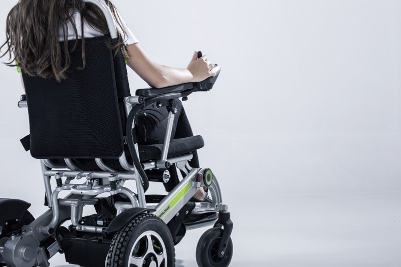 Airwheel H3 smart electric wheelchair